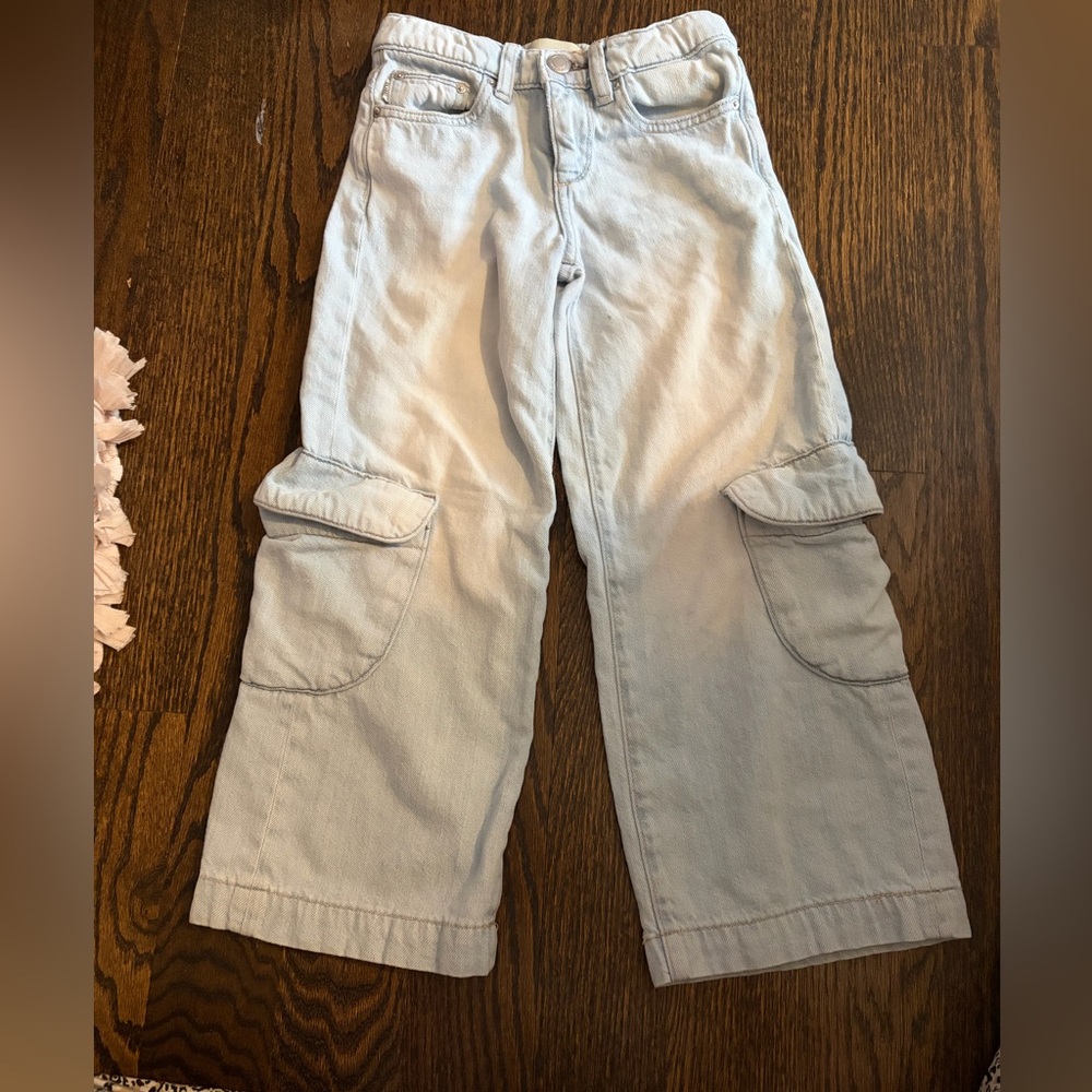 DL 1961 light wash denim jeans in size 7